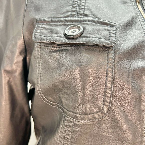 Kelly by Clinton Kelly Medium Black Zip Vegan Leather Jacket - Picture 2 of 7